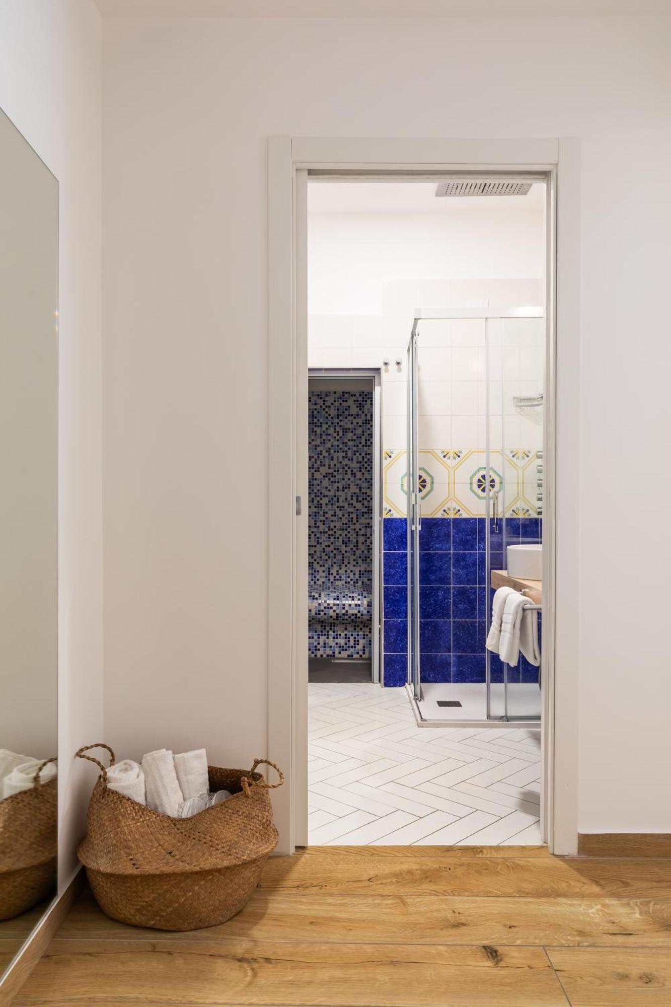 Yourhome - Lidia Rooms & Suites ซอร์เรนโต ภายนอก รูปภาพ