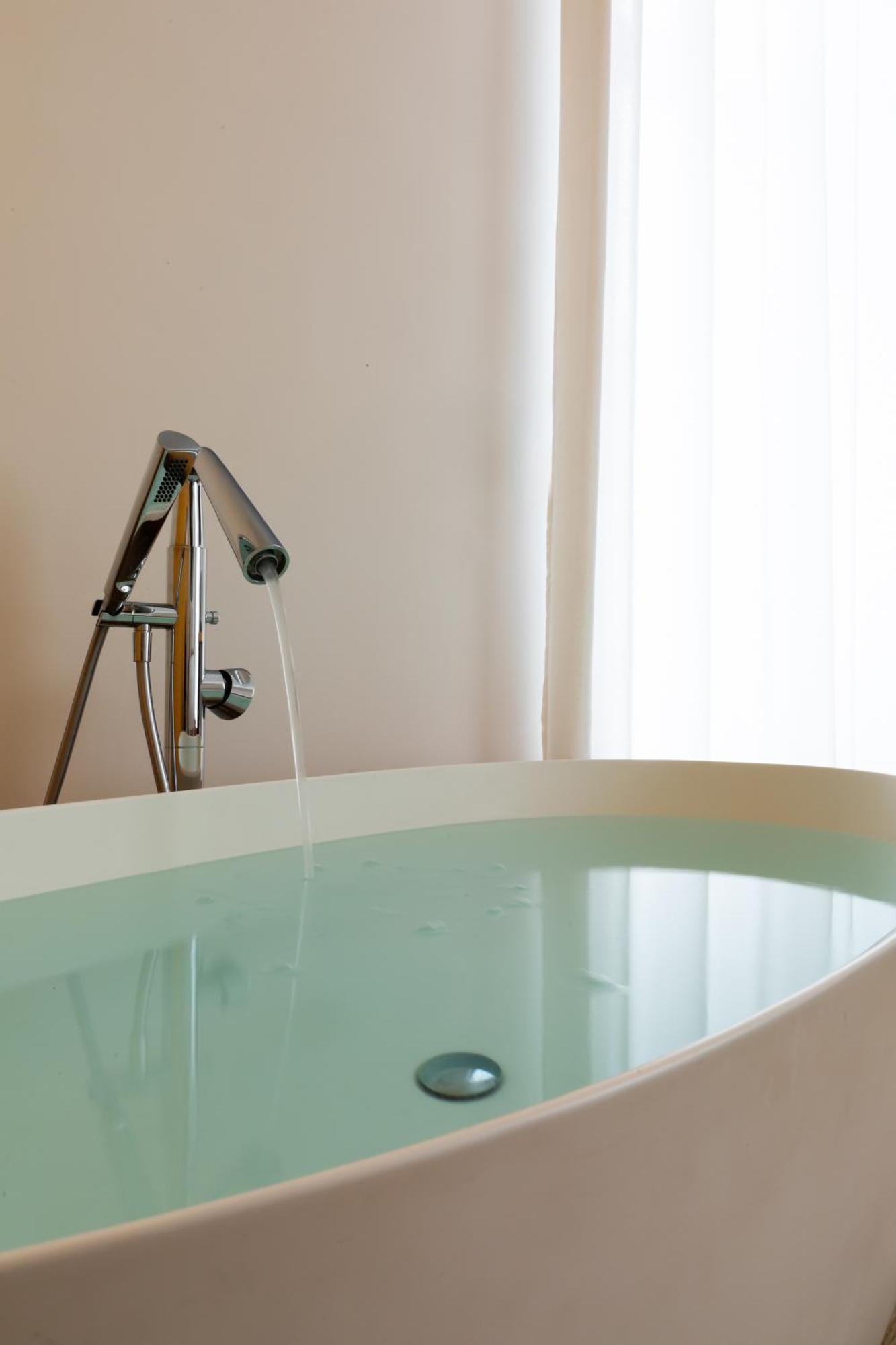 Yourhome - Lidia Rooms & Suites ซอร์เรนโต ภายนอก รูปภาพ