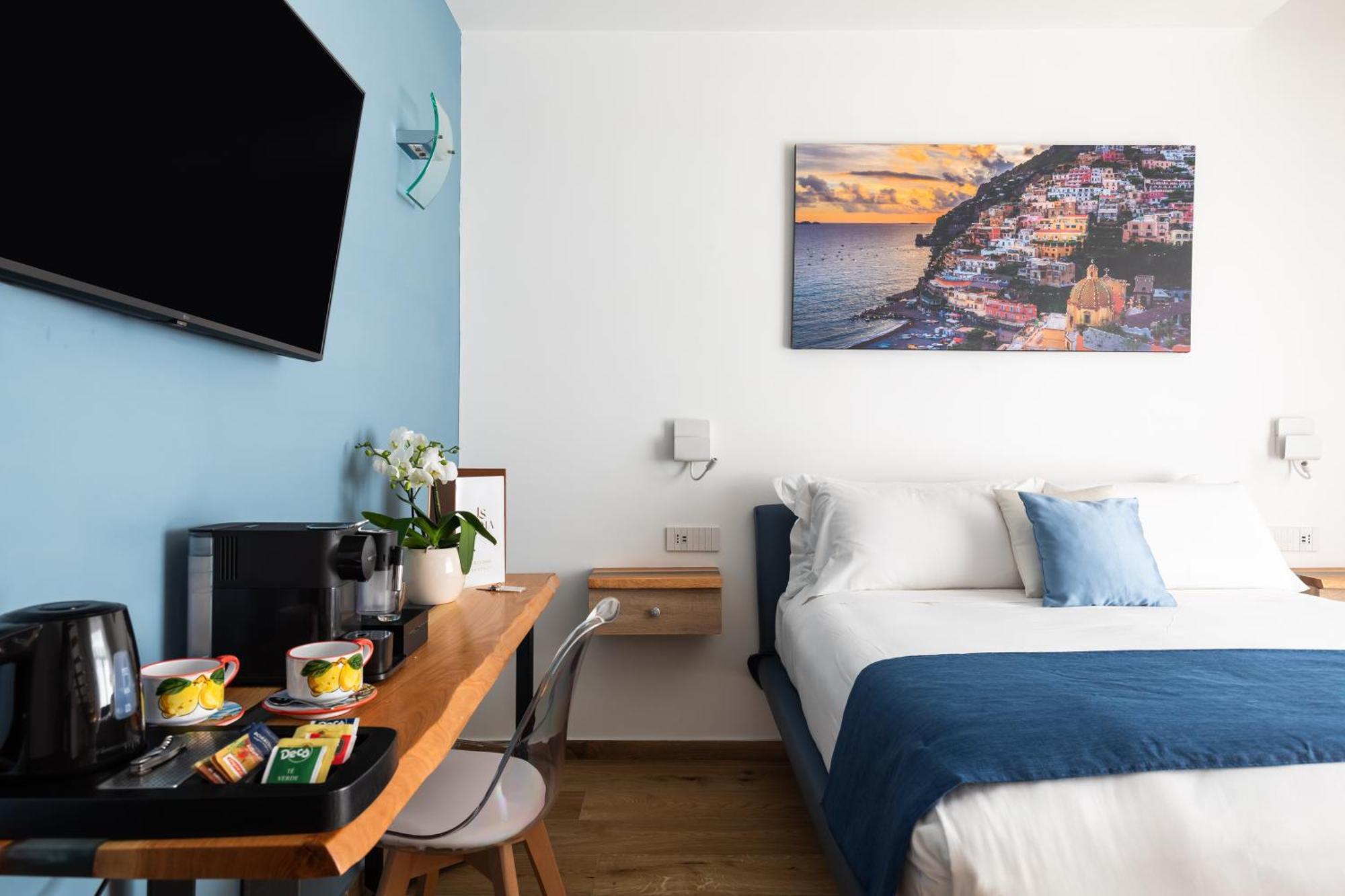 Yourhome - Lidia Rooms & Suites ซอร์เรนโต ภายนอก รูปภาพ